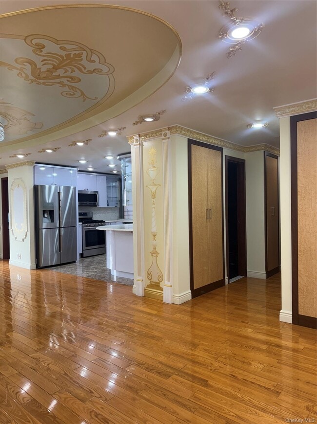 Photo - 61-20 Grand Central Pkwy Unit Bb706