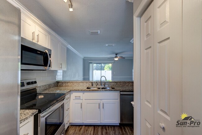 Photo - 480 Reed Canal Rd