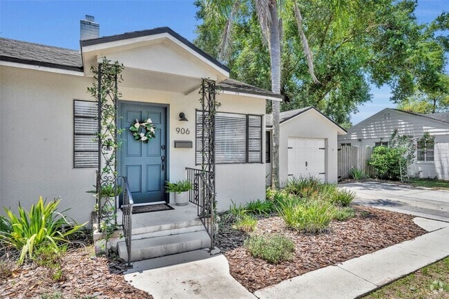 Building Photo - 906 Camellia Ave Rental