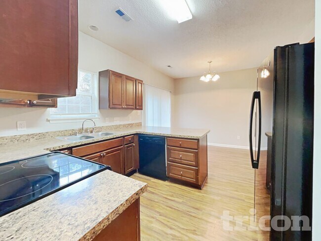 Photo - 10419 Battle Ct