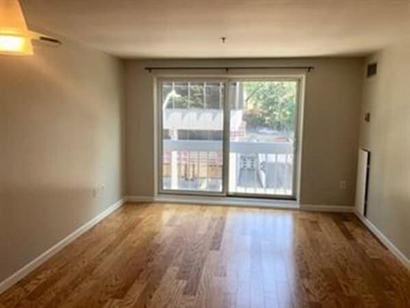 Photo - 950 Massachusetts Ave Unit 318