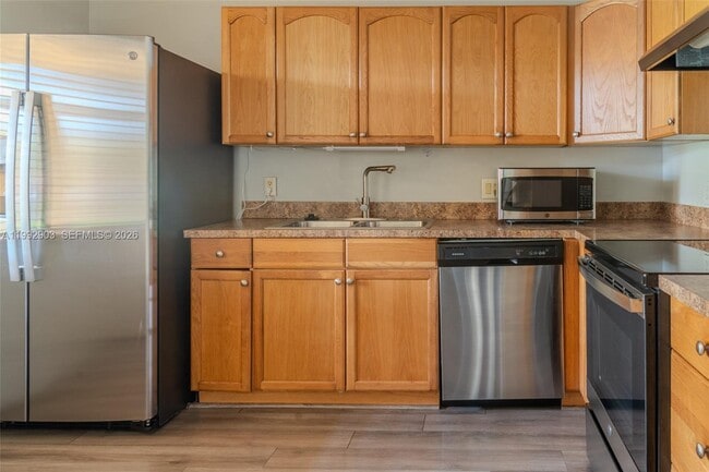 Photo - 16431 Blatt Blvd Unit 103