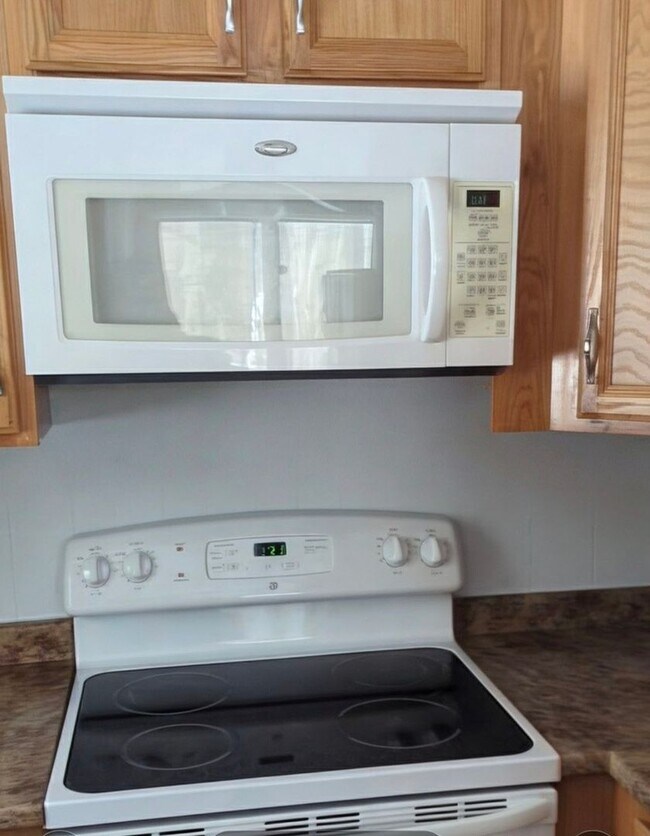 Photo - 102 Winding Way