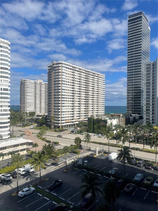 Building Photo - 2049 S Ocean Dr Unit 904