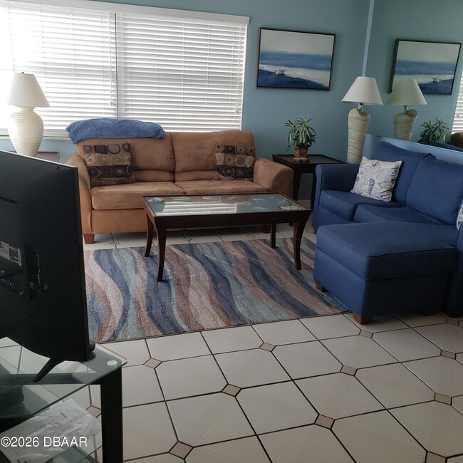 1571 S Atlantic Ave Unit 203