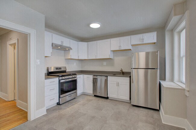 Photo - 1035 Pearl Street