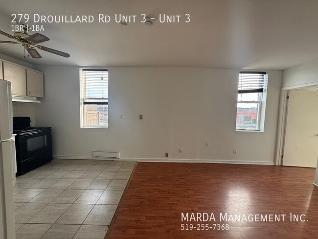 Photo - COZY 1 BED/1 BATH IN FORD CITY - PLUS HYDRO! Unité 3