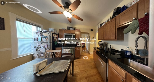 Photo - 121 Liberty Rd Unit 3