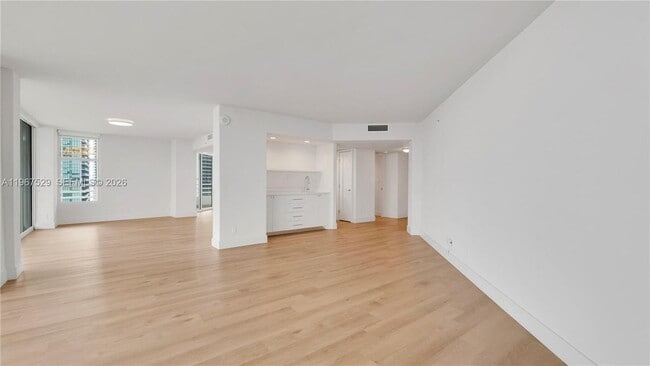 Photo - 555 NE 34th St Unit 301