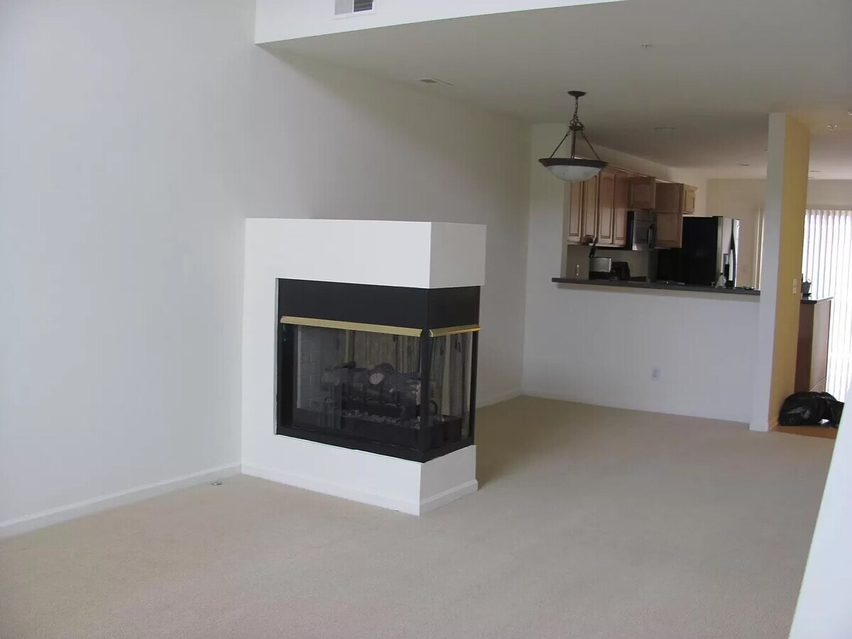 1407 Ashford Ct Condo Condo for Rent in Troy, MI