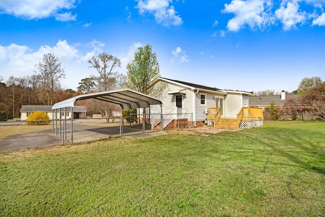 Photo - 303 Wanda Dr