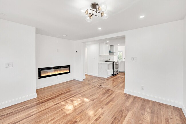 Photo - 14 Fairview Ave Unidad B