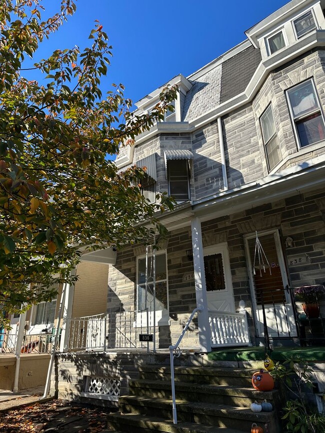 Beautiful 5 bedroom 2 bath Reading home - Beautiful 5 bedroom 2 bath Reading home