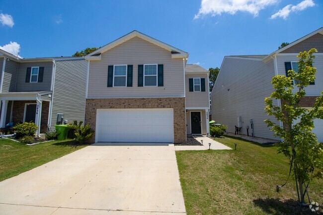 Building Photo - Stylish & Spacious Pet-Friendly Home in Bo...