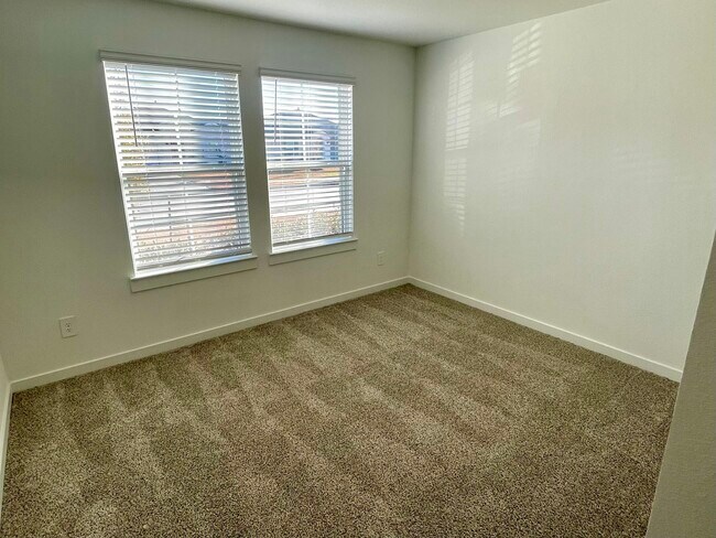 Photo - 31710 Carlisle Cv Ct