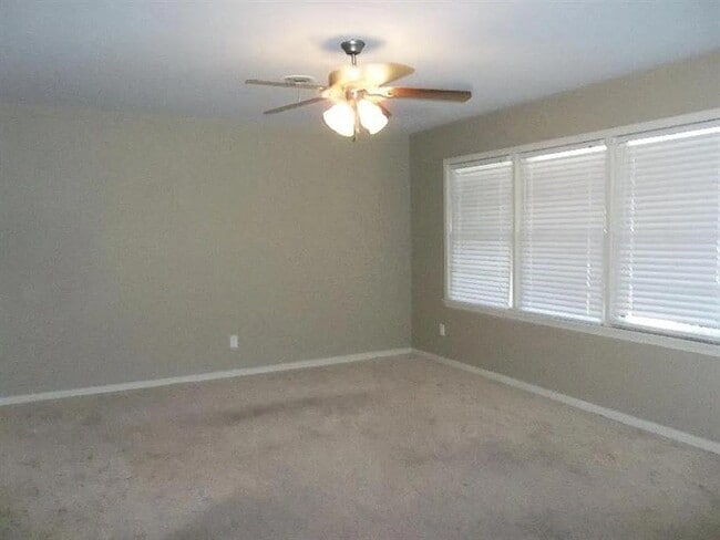 Photo - 3019 57th St