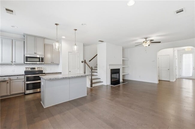 Photo - 2384 Belmont Pl