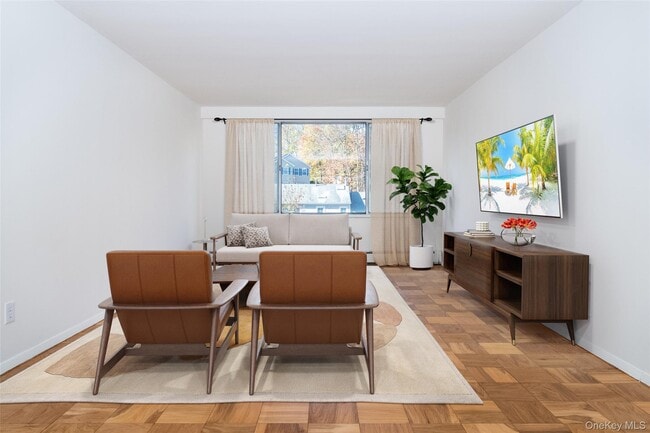 Photo - 125 Lake St Unit 6-J South