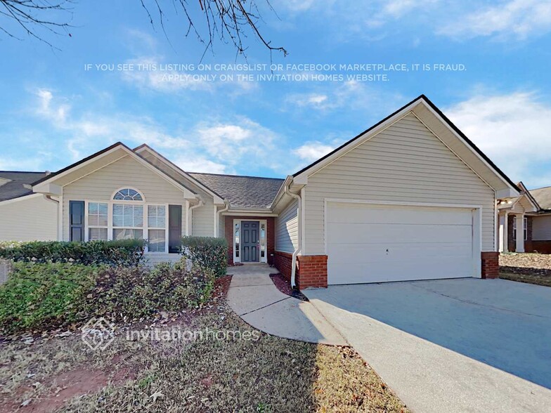 1695 Neighborhood Walk
