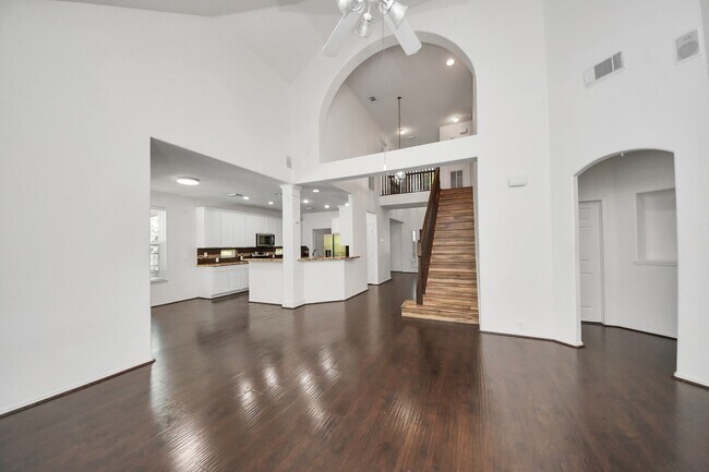 Photo - 20510 Pioneer Bend Ct