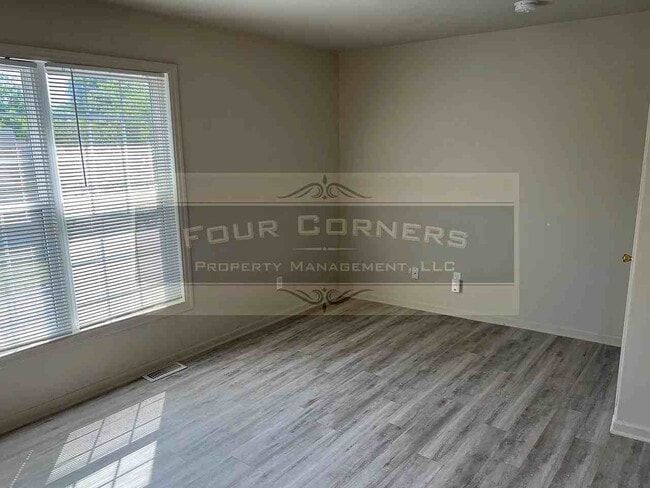 Photo - Room in Condo on Beck St