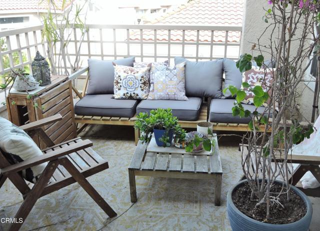 Photo - 650 Ivywood Ln Unit F