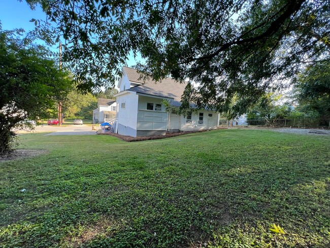 Photo - Branch Street, 37-38