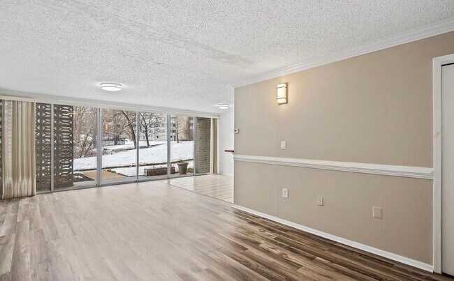 Photo - 1826 Metzerott Rd Unit B5