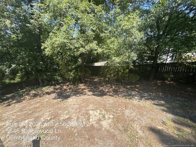 5646 Blythewood Ln