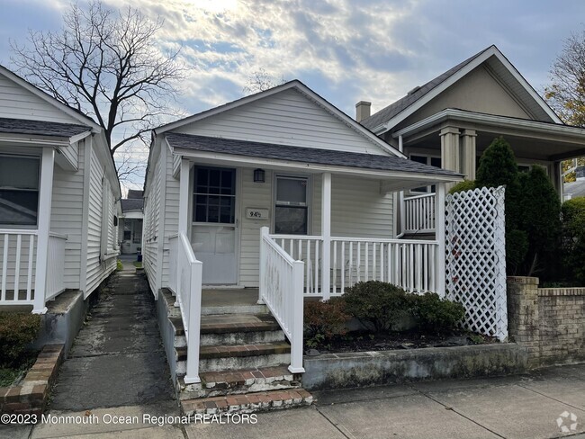 Building Photo - 94.5 Poplar Ave Rental