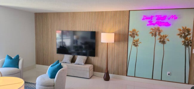 Photo - 1 SE 12th St Unit FL39-ID1372314P