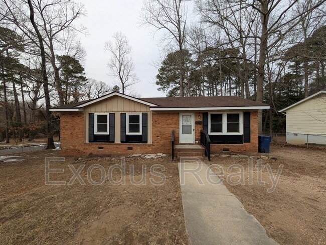 Photo - 401 Hickory Ave