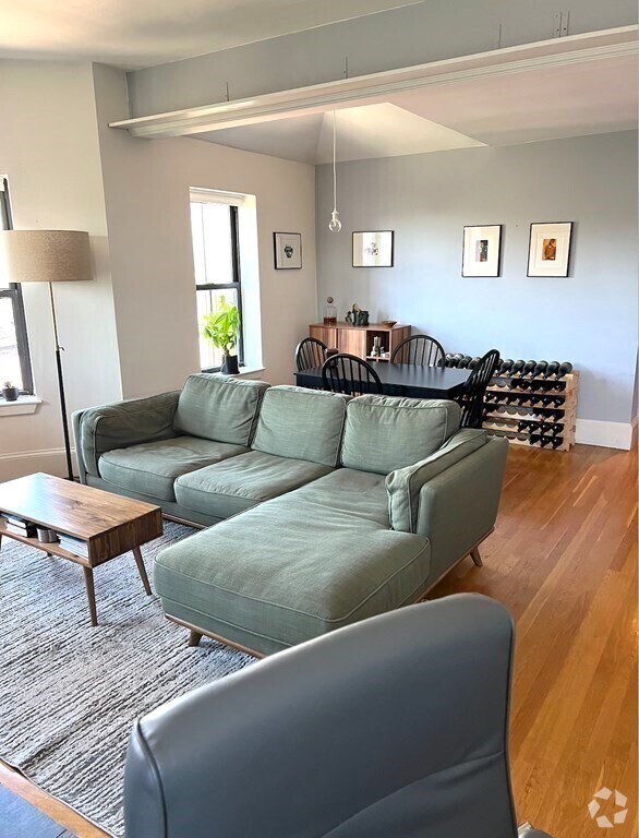 Building Photo - 533 Columbus Ave Unit 10 Rental