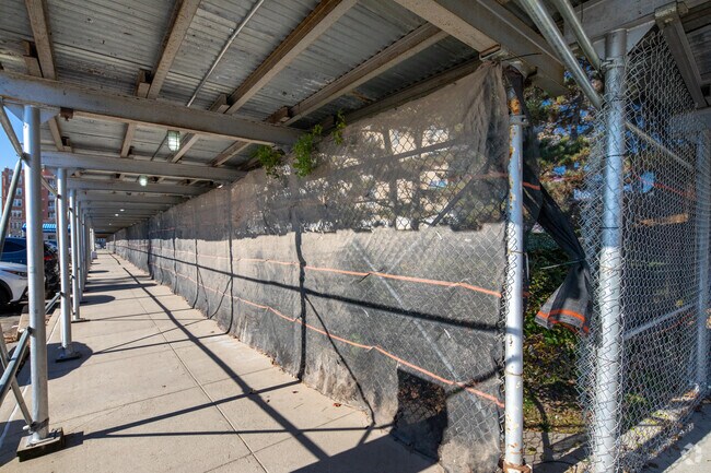 Photo - 1311 Brightwater Ave