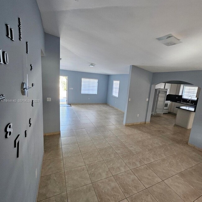 Photo - 8330 SW 96th Pl