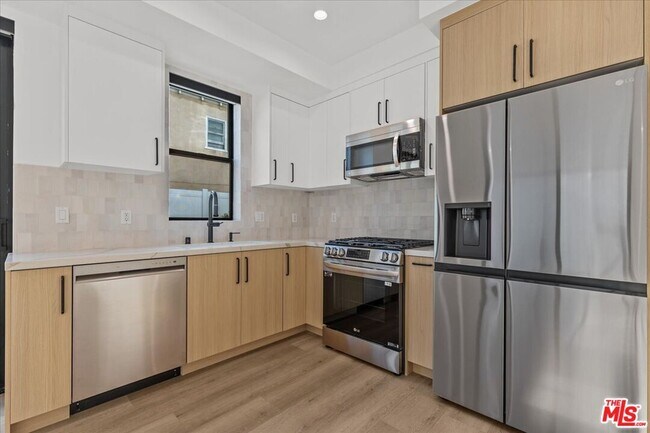 Photo - 4823 Satsuma Ave