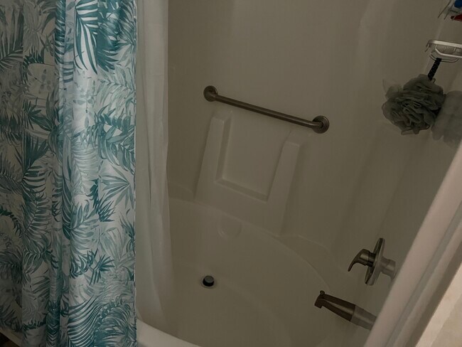 Photo - 121 Sandhill Blvd