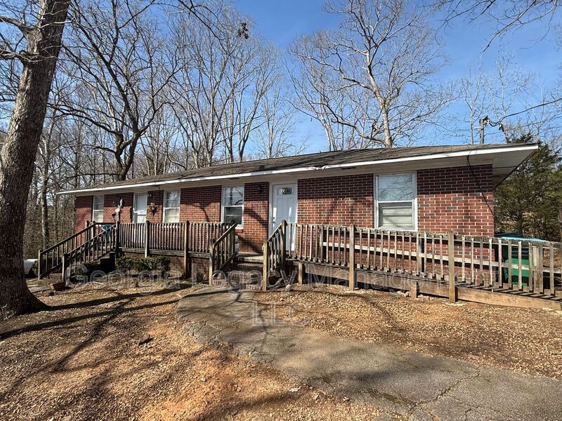 Photo - 468 Taylor St