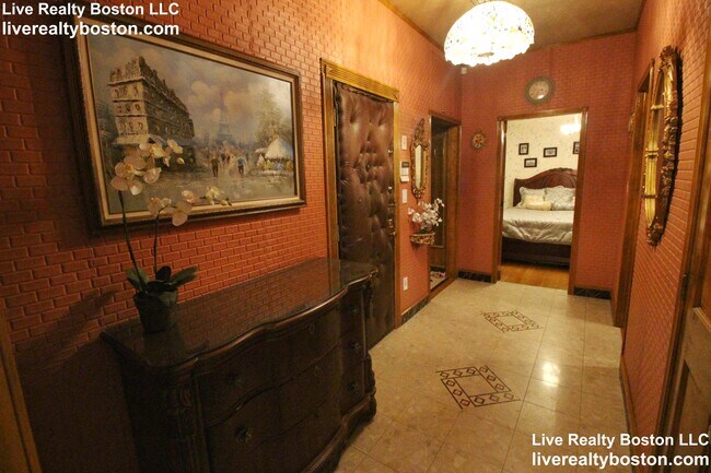 Photo - 62 Quint Ave Unit 16