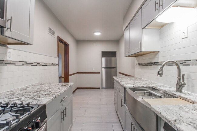 Photo - 7354 Tulane Ave Unidad 1-East