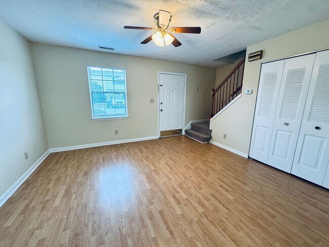 Photo - 31 Countryplace Ln