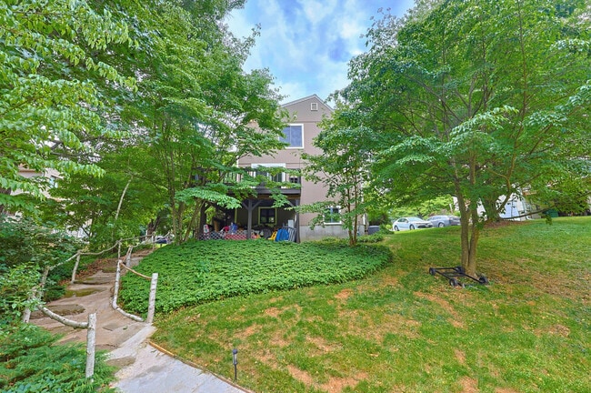 Photo - 33 Brimstone Way