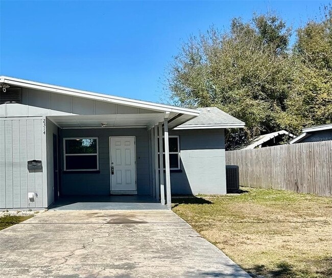 Photo - 2314 20th Ave W