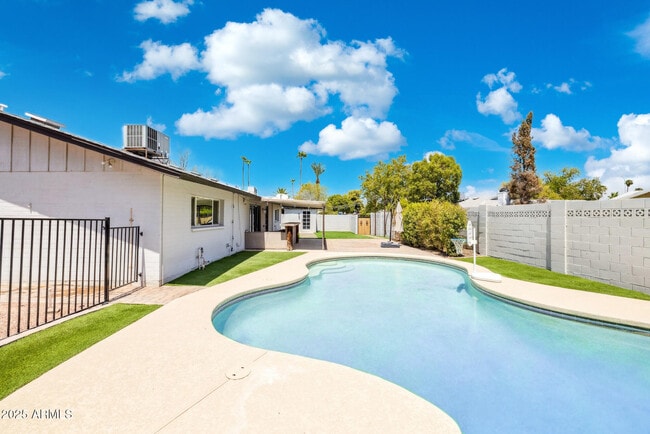 Photo - 4613 S Rita Ln