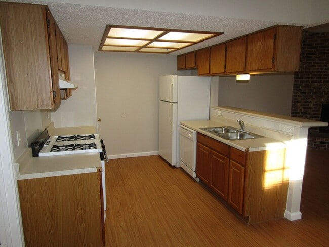 Photo - 9309 Kempler Dr Unidad B