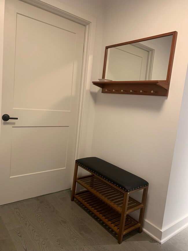 hall de entrada - 70 N St SE Unidad 914