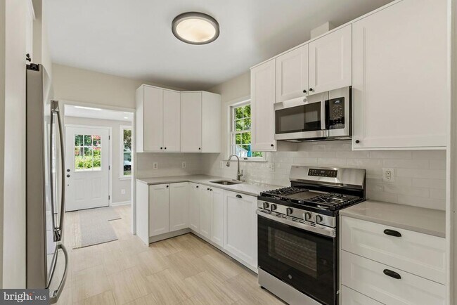 Photo - 1801 S Glebe Rd