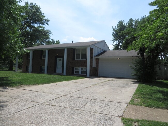Large single family home - Large single family home