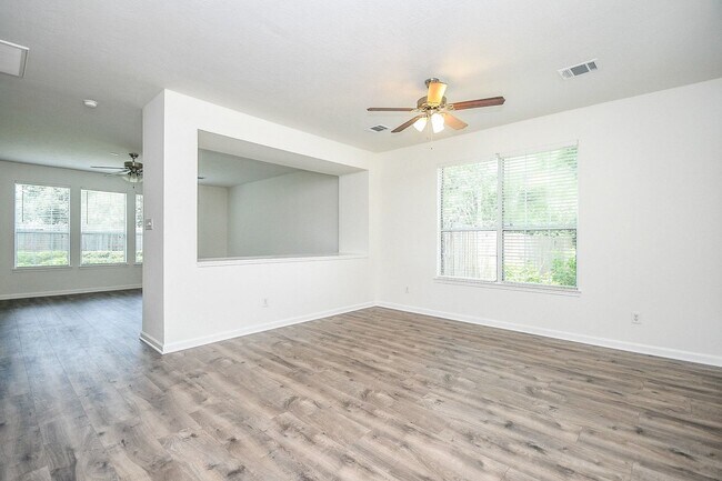 Photo - 21610 Woodoak Ct