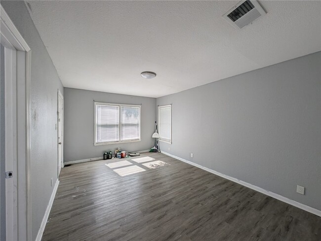 Photo - 4709 Archer Dr House